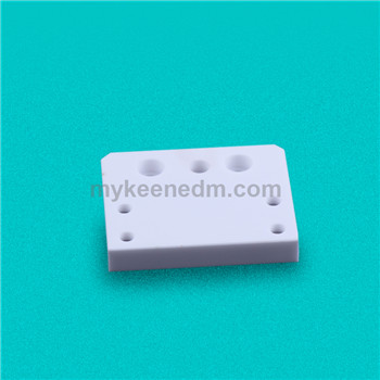 Upper isolator plate